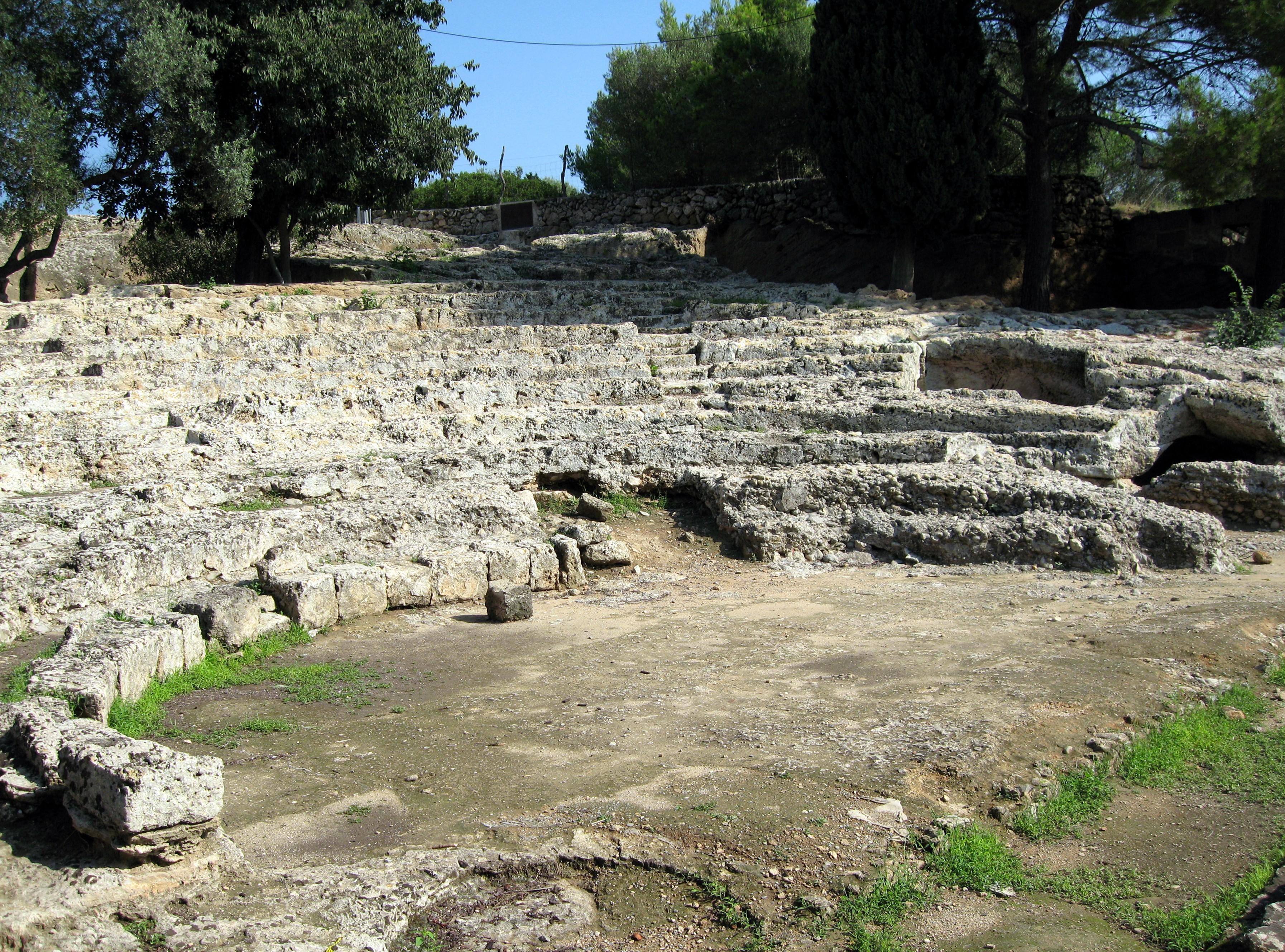 Teatro romano de Pollentia